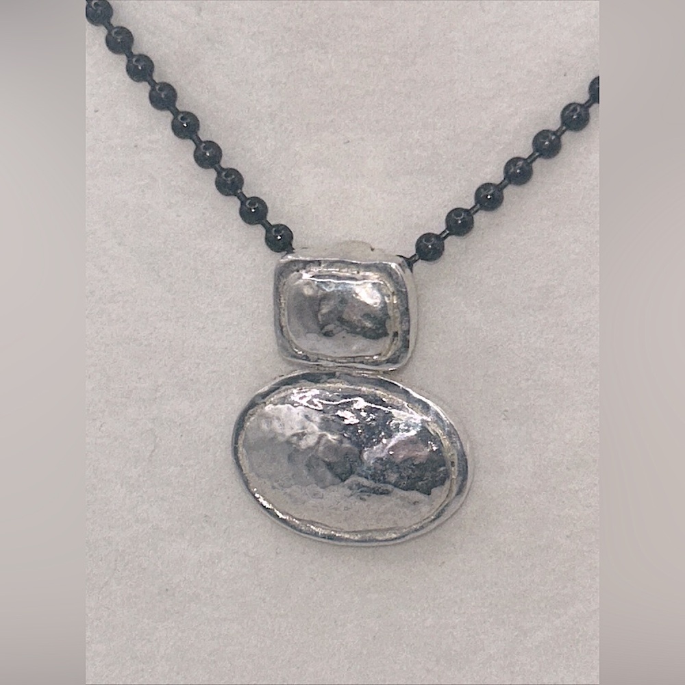 Vintage Barse Solid 925 Pendant Signed Hammered East West Oval Shape Rare Unique